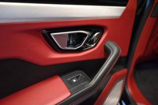 LAMBORGHINI Urus usata 161
