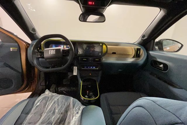 FIAT Grande Panda usata, con Sensori di parcheggio posteriori