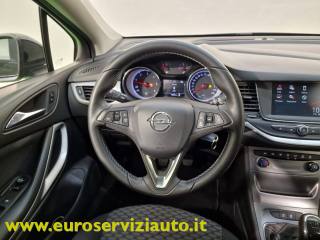 OPEL Astra usata, con Bluetooth