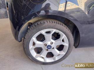 FORD Ka+ usata 17
