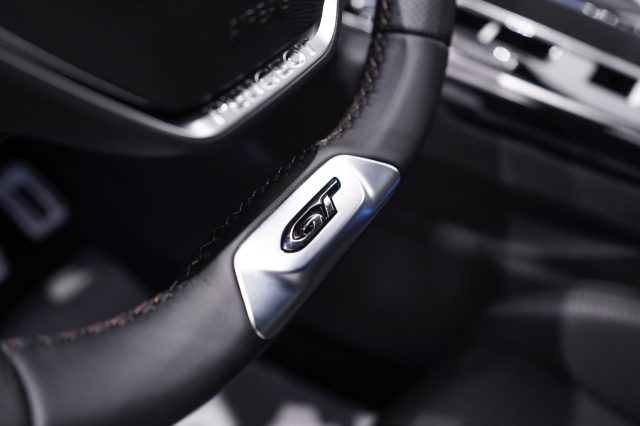 PEUGEOT 3008 usata, con Controllo elettronico della corsia