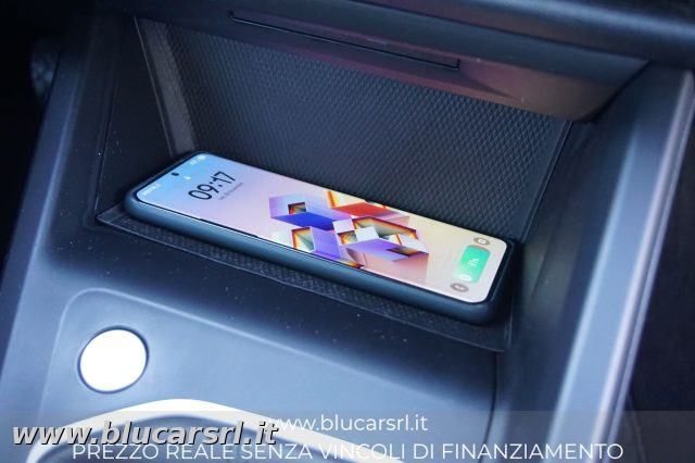 VOLKSWAGEN Golf usata, con Airbag testa