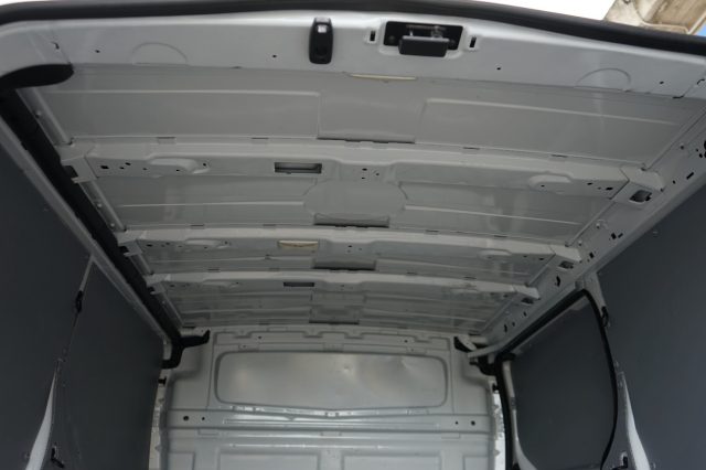 RENAULT Trafic usata, con Bluetooth