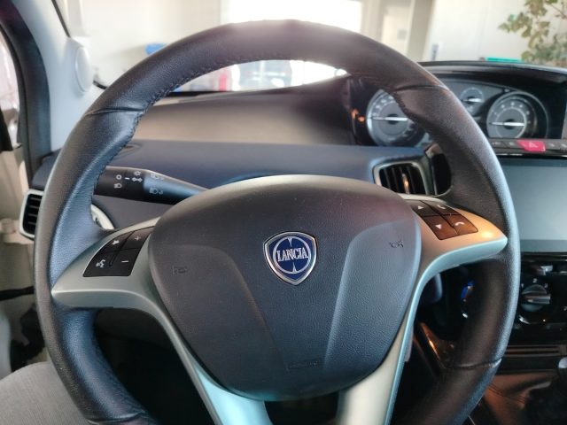 LANCIA Ypsilon usata 23