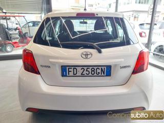 TOYOTA Yaris usata, con Cerchi in lega