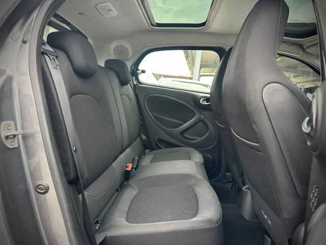 SMART ForFour usata, con Telecamera per parcheggio assistito