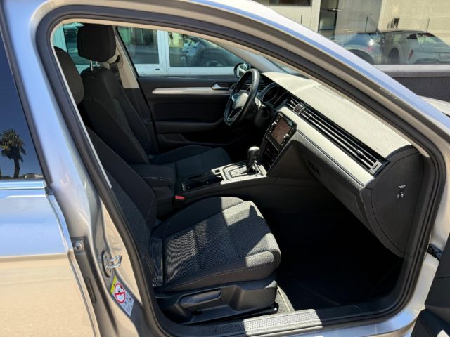 VOLKSWAGEN Passat Variant usata, con Cronologia tagliandi