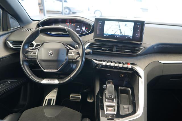 PEUGEOT 5008 usata, con Telecamera per parcheggio assistito