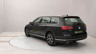 VOLKSWAGEN Passat Variant usata, con Airbag laterali