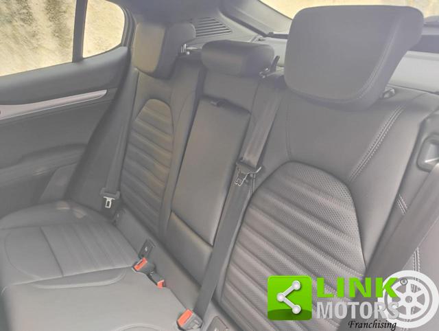 ALFA ROMEO Stelvio usata, con Fari LED