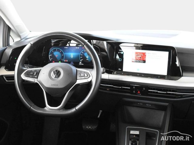 VOLKSWAGEN Golf Variant usata, con Volante multifunzione