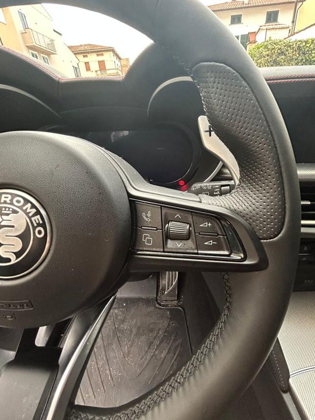 ALFA ROMEO Stelvio usata, con Volante multifunzione