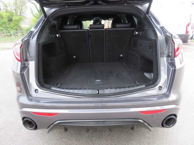 ALFA ROMEO Stelvio usata, con Fari Xenon