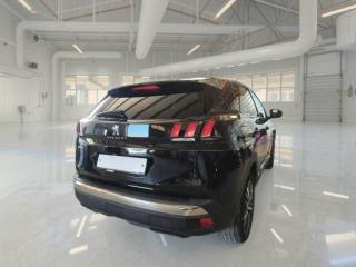 PEUGEOT 3008 usata, con Airbag