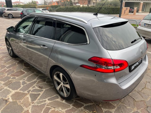 PEUGEOT 308 usata, con Interni in pelle