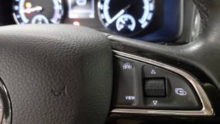 SKODA Karoq usata, con Sensori di parcheggio posteriori