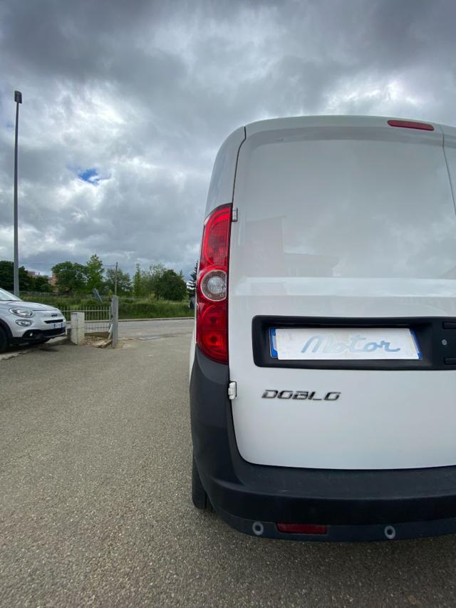 FIAT Doblo usata 16
