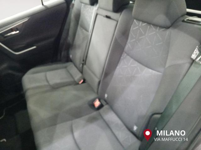 TOYOTA RAV 4 MY23 usata, con Park Distance Control