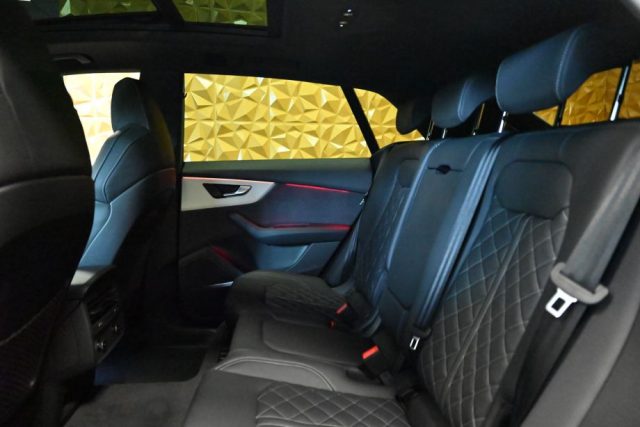 AUDI Q8 usata 33