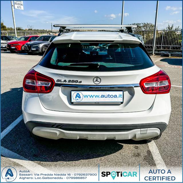 MERCEDES-BENZ GLA 200 usata, con Chiusura centralizzata