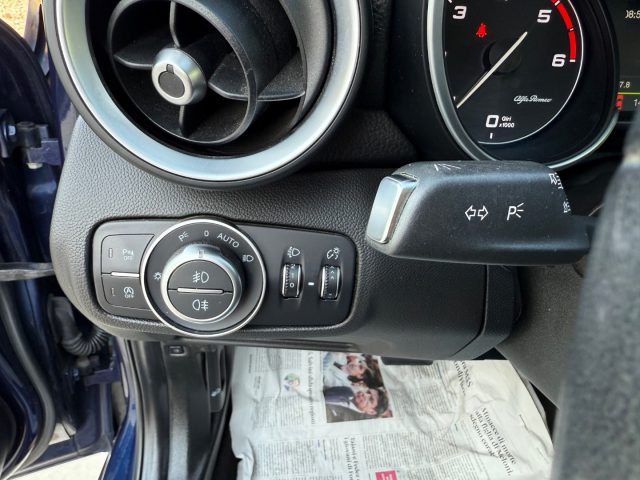 ALFA ROMEO Giulia usata, con Specchietti laterali elettrici
