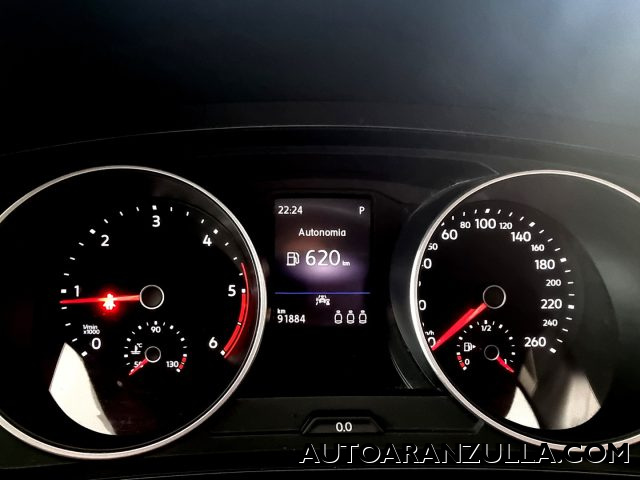 VOLKSWAGEN Tiguan usata, con USB