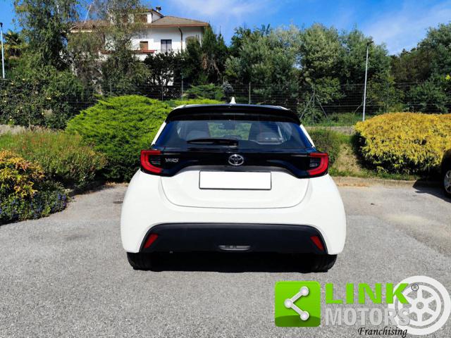 TOYOTA Yaris usata, con Fendinebbia