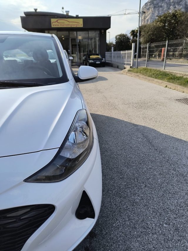 HYUNDAI i10 usata, con Airbag laterali