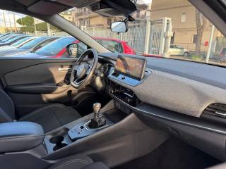 NISSAN Qashqai usata, con Controllo automatico clima