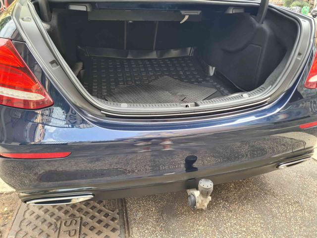 MERCEDES-BENZ E 200 usata, con ESP
