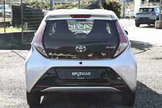 TOYOTA Aygo usata, con Autoradio