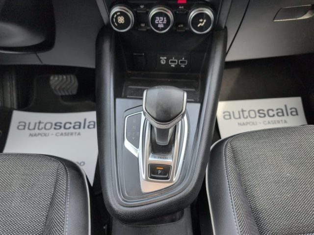 RENAULT Captur usata, con Touch screen