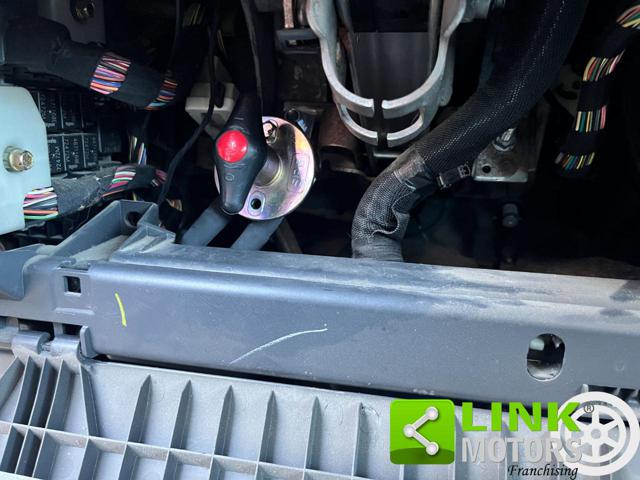 JEEP Cherokee usata 16