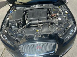 JAGUAR XF usata, con Sensori di parcheggio posteriori