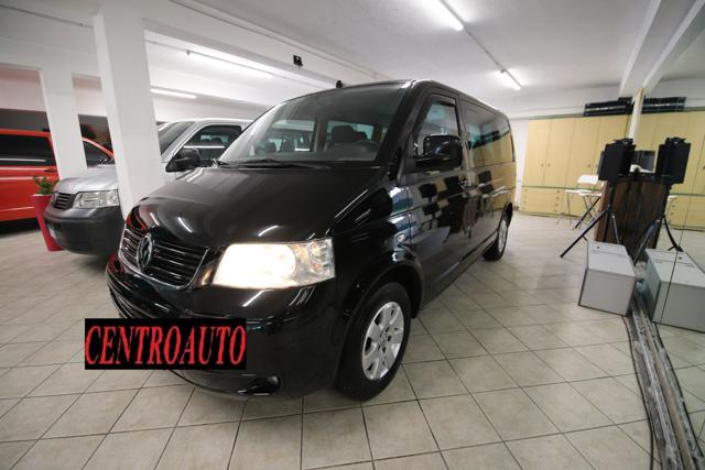 VOLKSWAGEN Multivan usata, con Autoradio