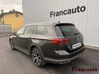 VOLKSWAGEN Passat Alltrack usata, con Airbag laterali