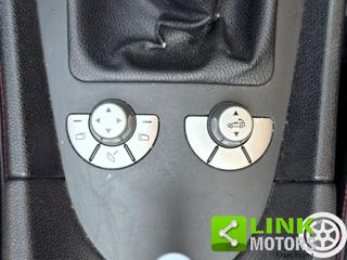 MERCEDES-BENZ SLK 200 usata, con USB