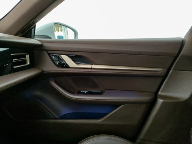 PORSCHE Taycan usata, con Sistema di navigazione