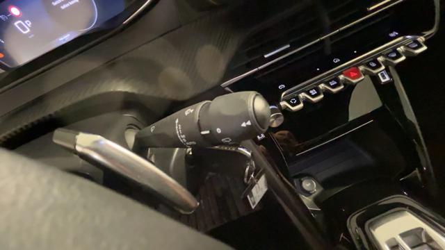 PEUGEOT 2008 usata, con Servosterzo