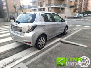 TOYOTA Yaris usata, con Airbag