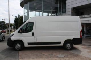 PEUGEOT Boxer usata, con Airbag
