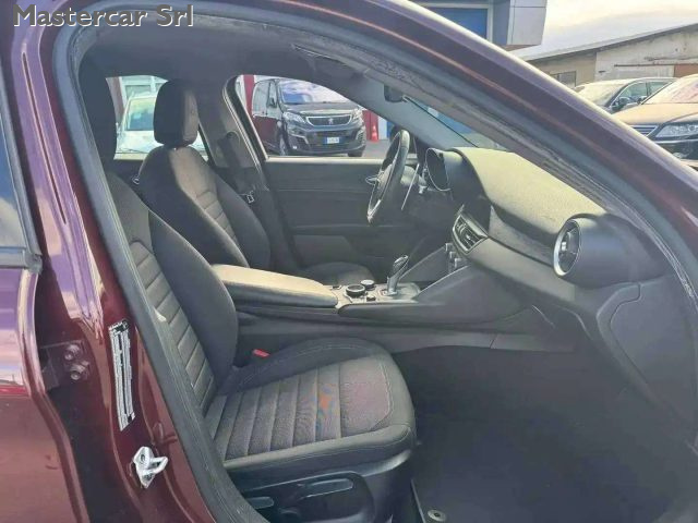 ALFA ROMEO Giulia usata, con Chiusura centralizzata