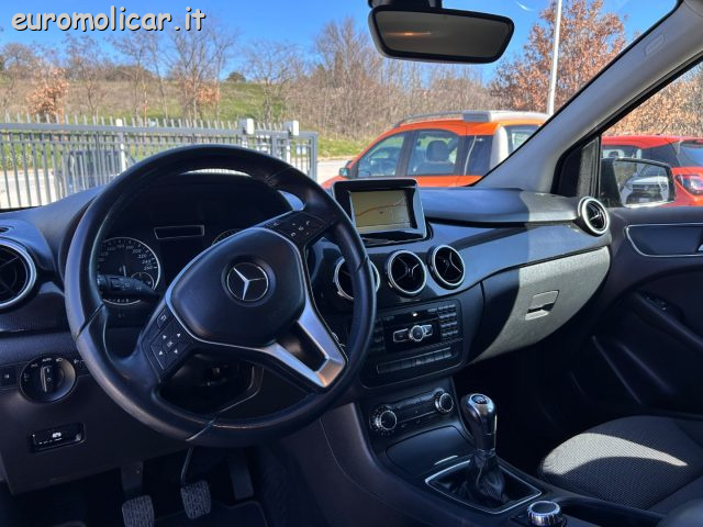 MERCEDES-BENZ B 180 usata, con Airbag