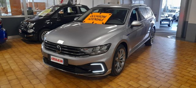 VOLKSWAGEN Passat usata, con ABS