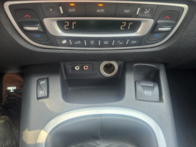 RENAULT Scenic usata 52