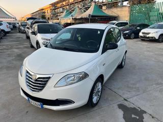 LANCIA Ypsilon usata, con Airbag