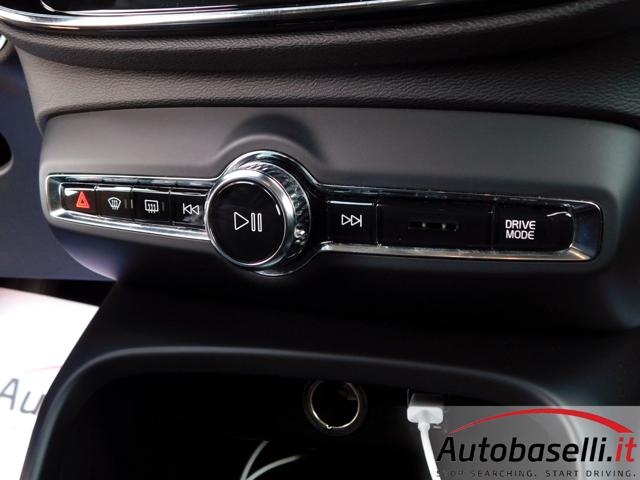 VOLVO XC40 usata, con Chiamata automatica per emergenze