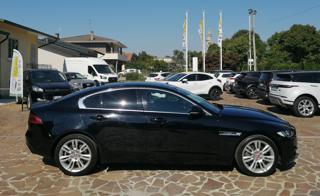JAGUAR XE usata, con Alzacristalli elettrici
