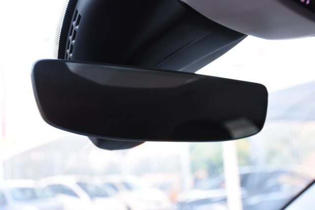 JEEP Avenger usata, con Vivavoce