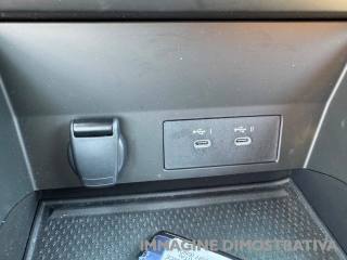 RENAULT Captur usata, con Luci diurne LED